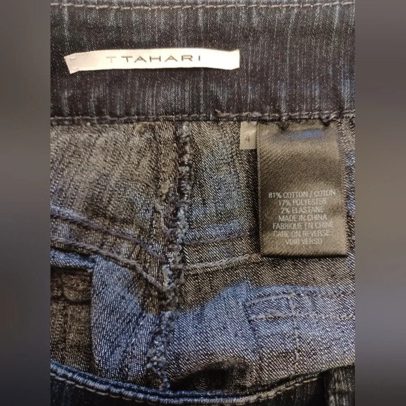 Tahari EUC Dark Wash Straight Leg Jeans Size 4 - Picture 10 of 10